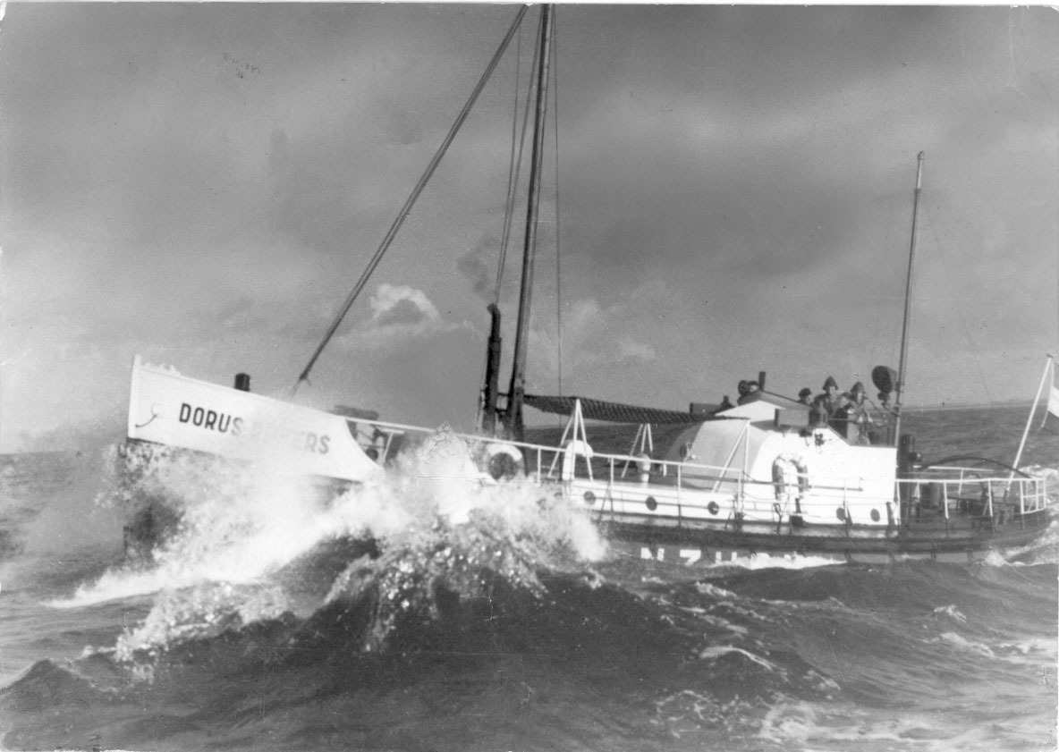 reddingboot dorus rijkers werd ingezet in watersnoodgebied