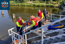 Team KNRM Lelystad in actie tijdens de KNRM battle op Urk