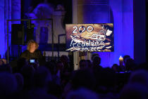 Zandkunstenaar Gert van der Vijver