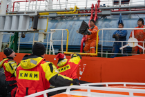 Kerstbrodenactie KNRM Neeltje Jans, fotograaf Mario Rentmeester