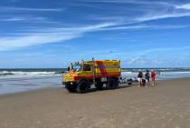 Zoekactie KHV vanaf het strand