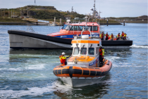 KNRM-reddingboten tijdens de demonstratie bij PreSail. Fotograaf: Arie van Dijk.