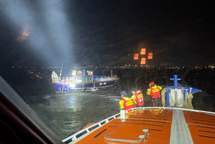 Zeiljacht met mastbreuk