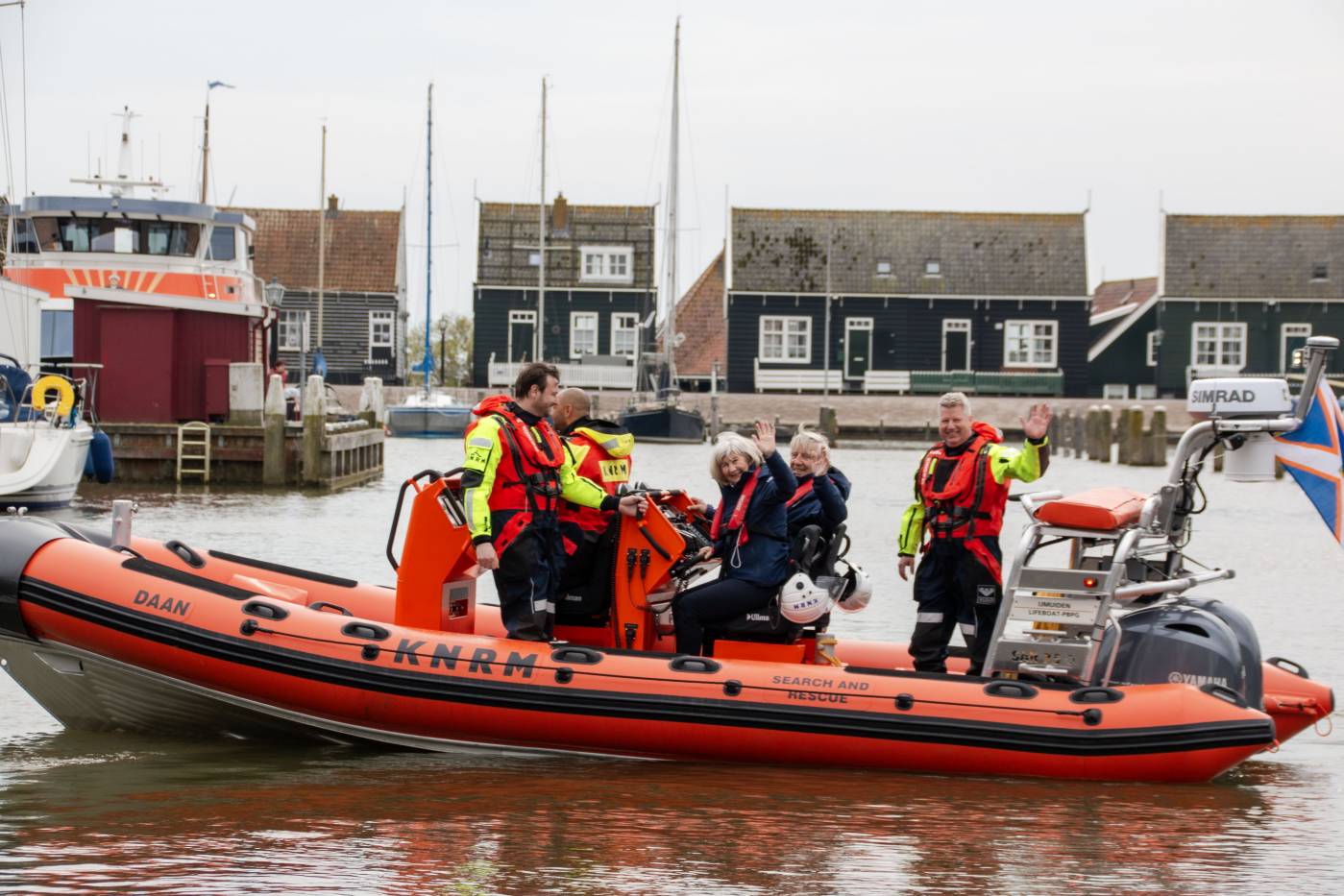 DOOP REDDINGBOOT DAAN - SCHENKING MET BIJZONDERE BAND MET MARKEN