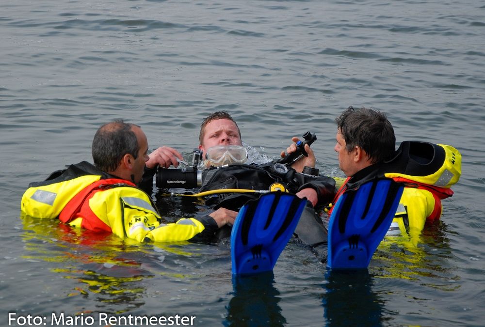 KNRMHAN_Oefening_2852016_duikersWMD_MarioRentmeester5