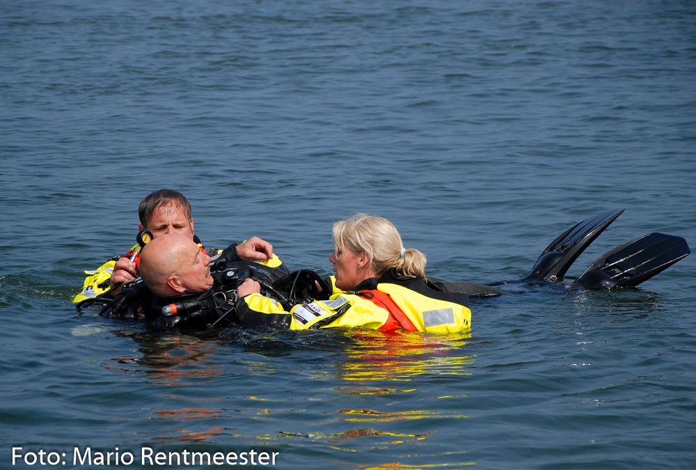 KNRMHAN_Oefening_2852016_duikersWMD_MarioRentmeester9