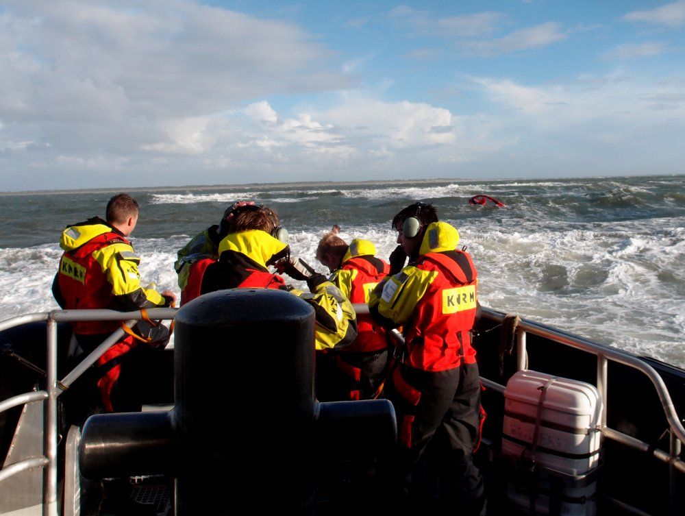 20161002surfersZMaasvlakte008a