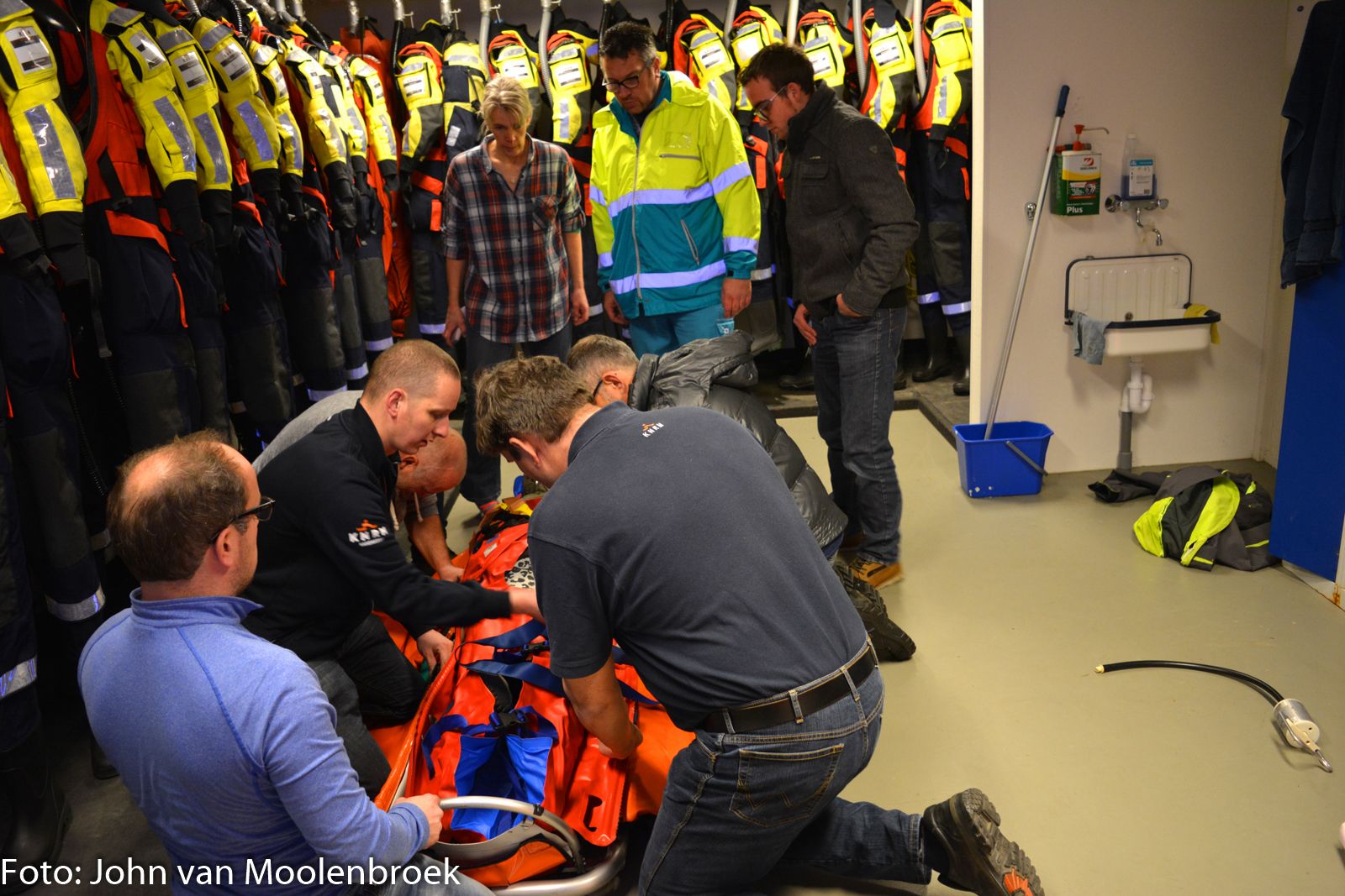 KNRMHAN_29122016_praktijktrainingambulance_JohnvMoolenbroek6