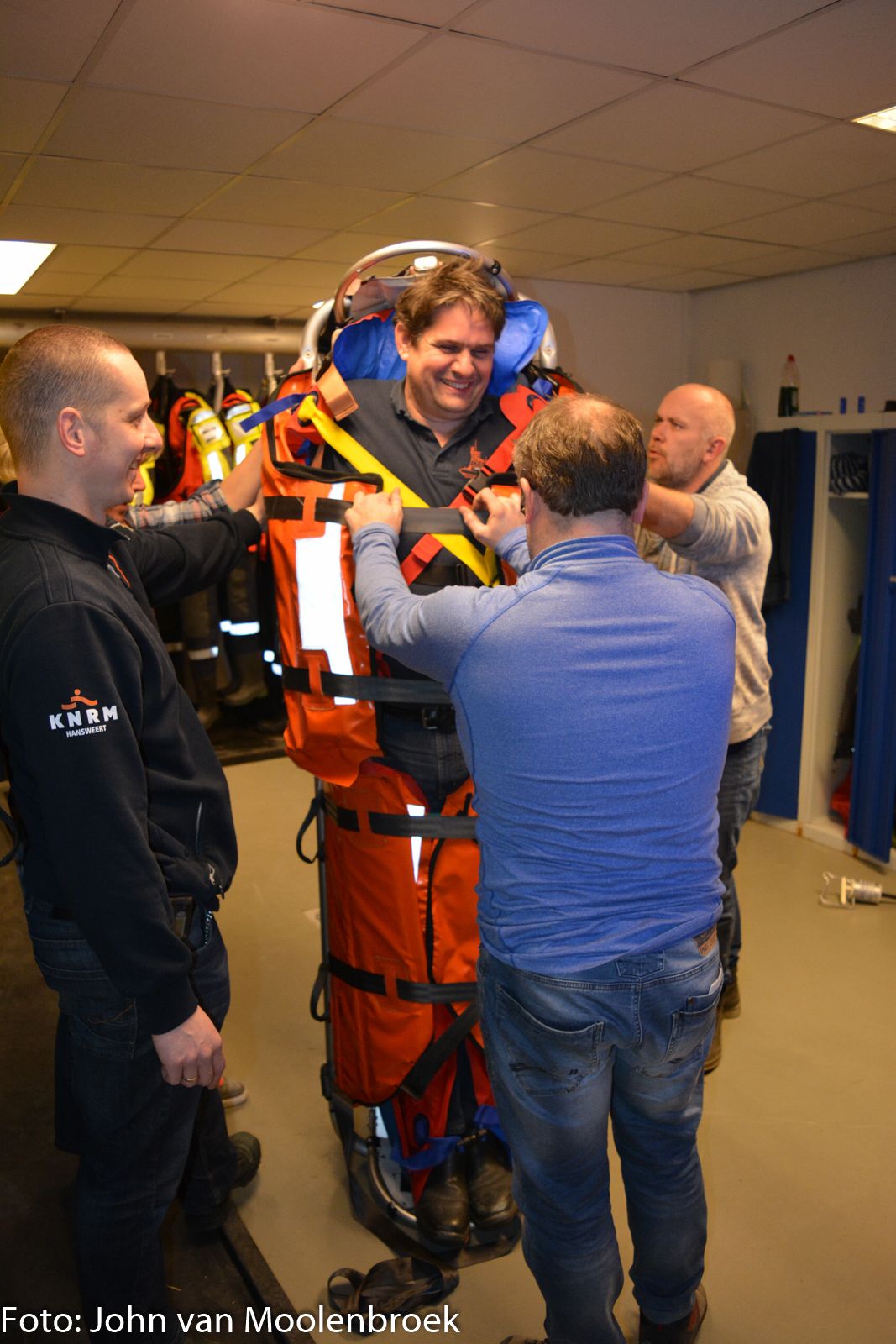 KNRMHAN_29122016_praktijktrainingambulance_JohnvMoolenbroek7