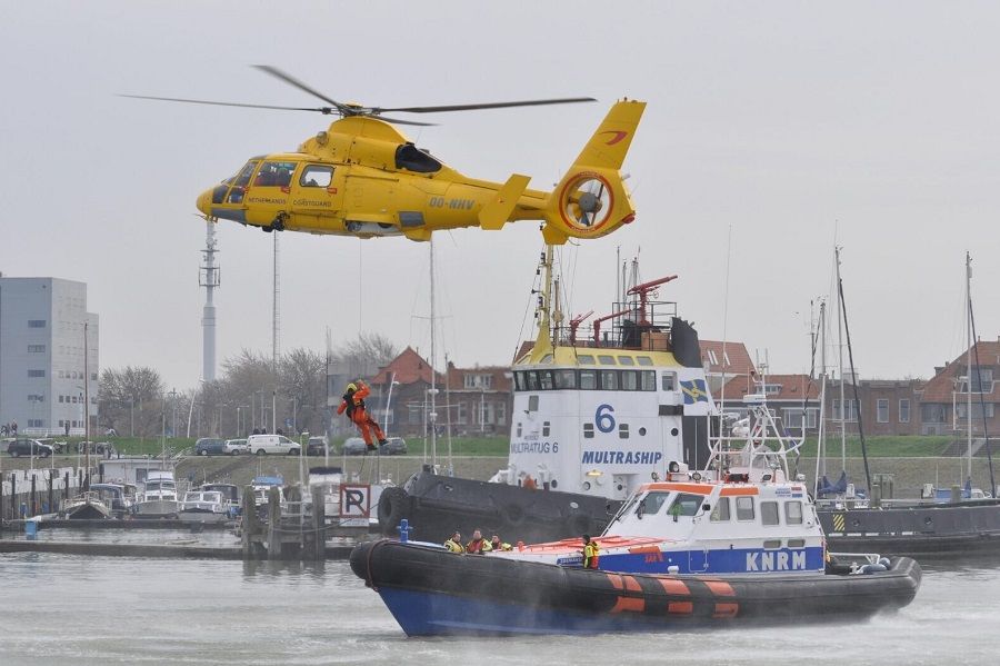 Helikopter oefening - Foto Adri van de Wege