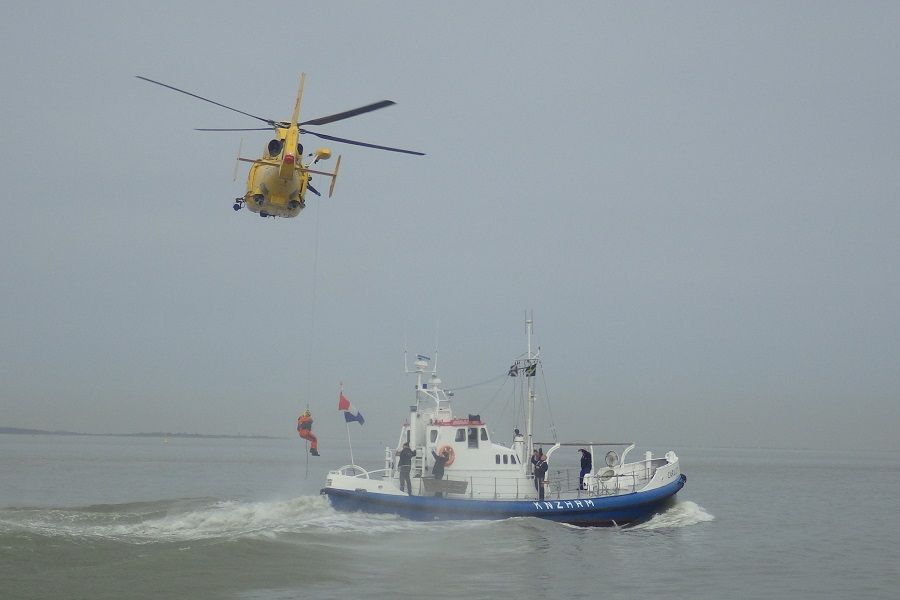 Oefening met reddingboot Carlot