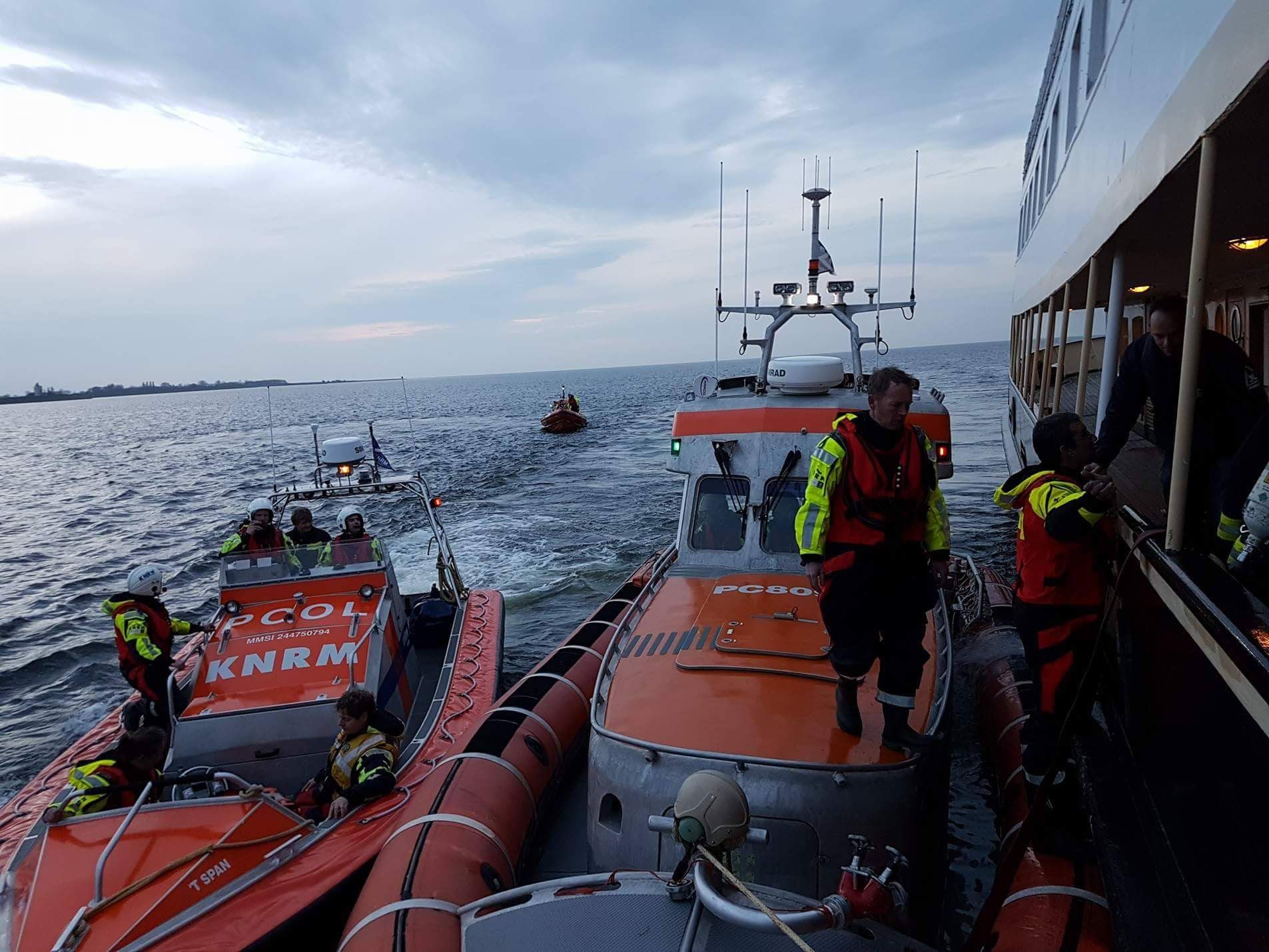 Geslaagde oefening door de verschillende hulpdiensten. KNRM Enkhuizen