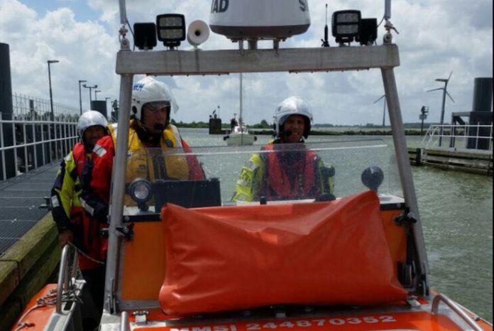 Overtocht van Johanna Maria van Hoorn naar Medemblik