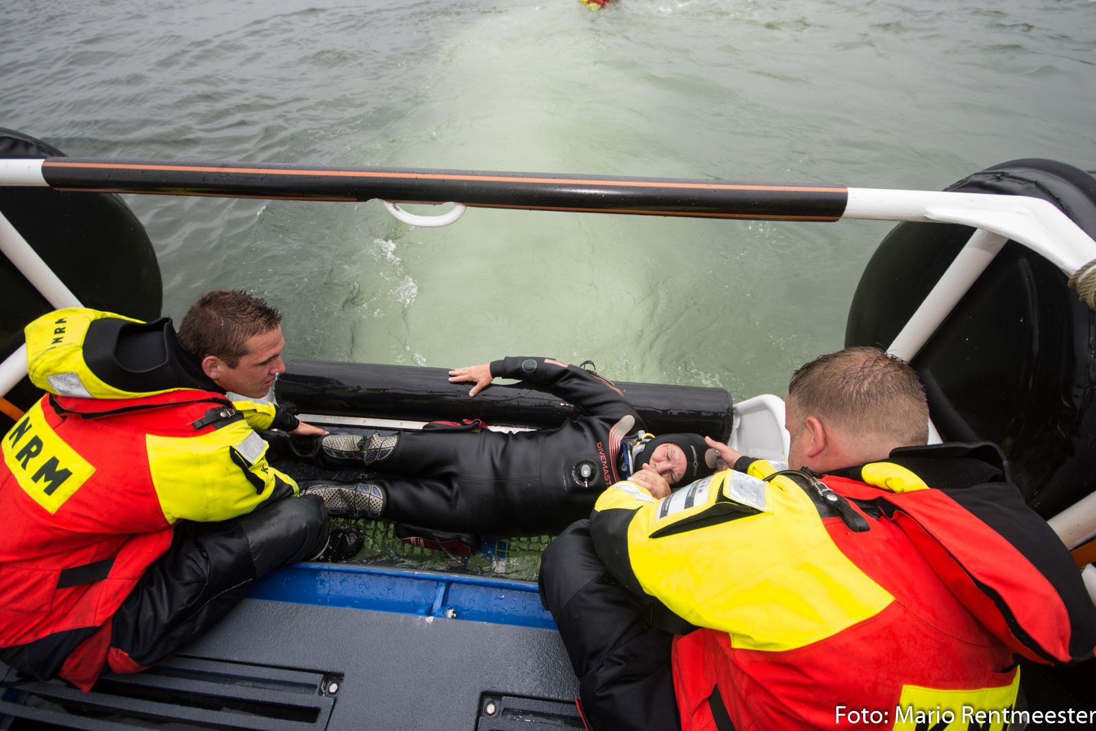 KNRM_Hansweert_DuikoefeningOosterschelde_2462017_MarioRentmeester8