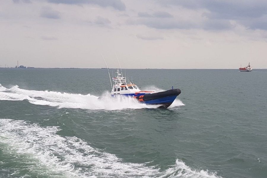 Reddingboot Zeemanshoop retour naar reddingstation