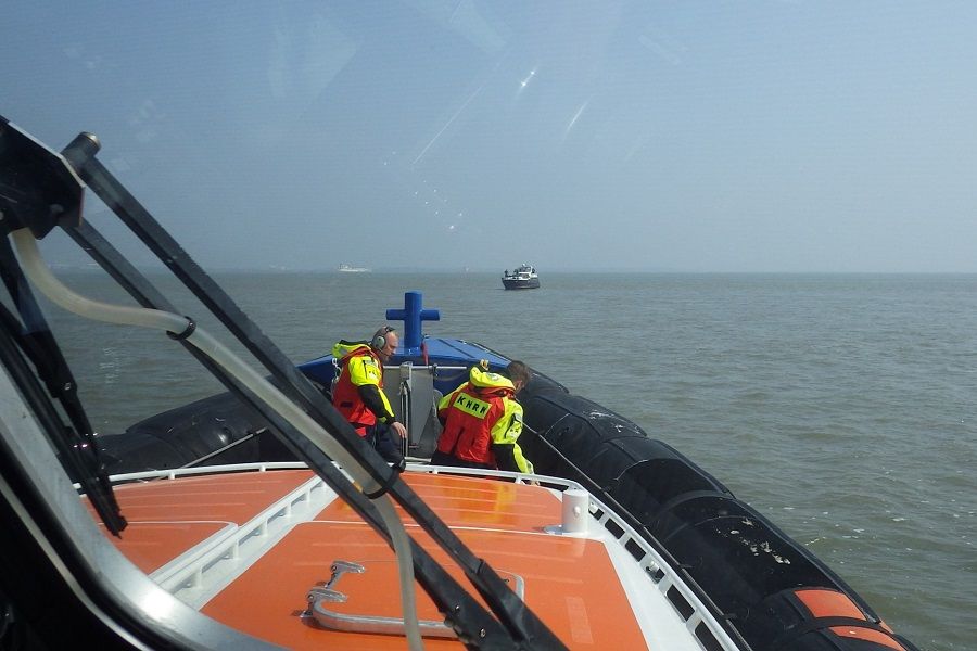 Reddingboot ter plaatse