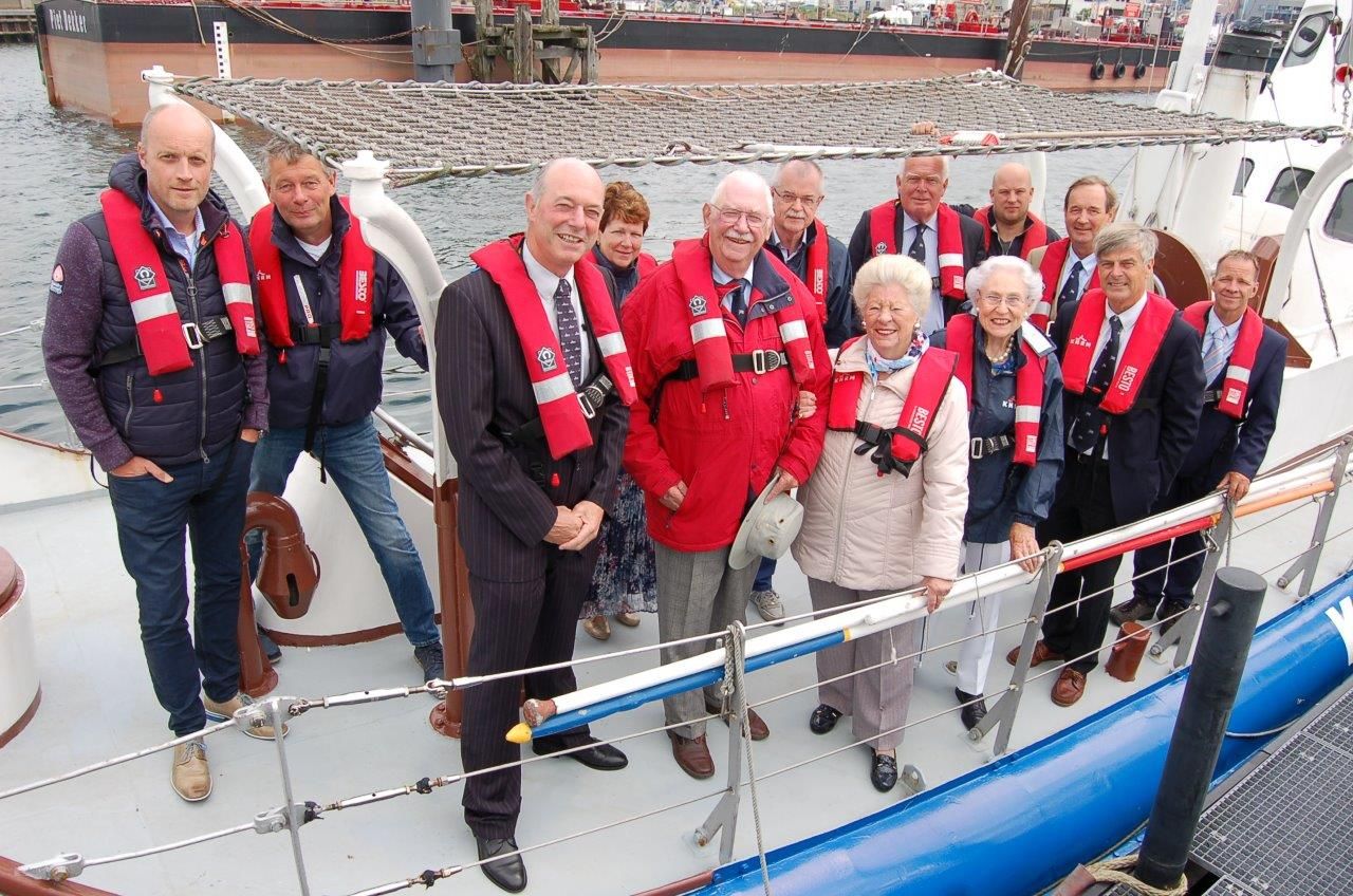 Het gezelschap aan boord van de Johanna Louisa