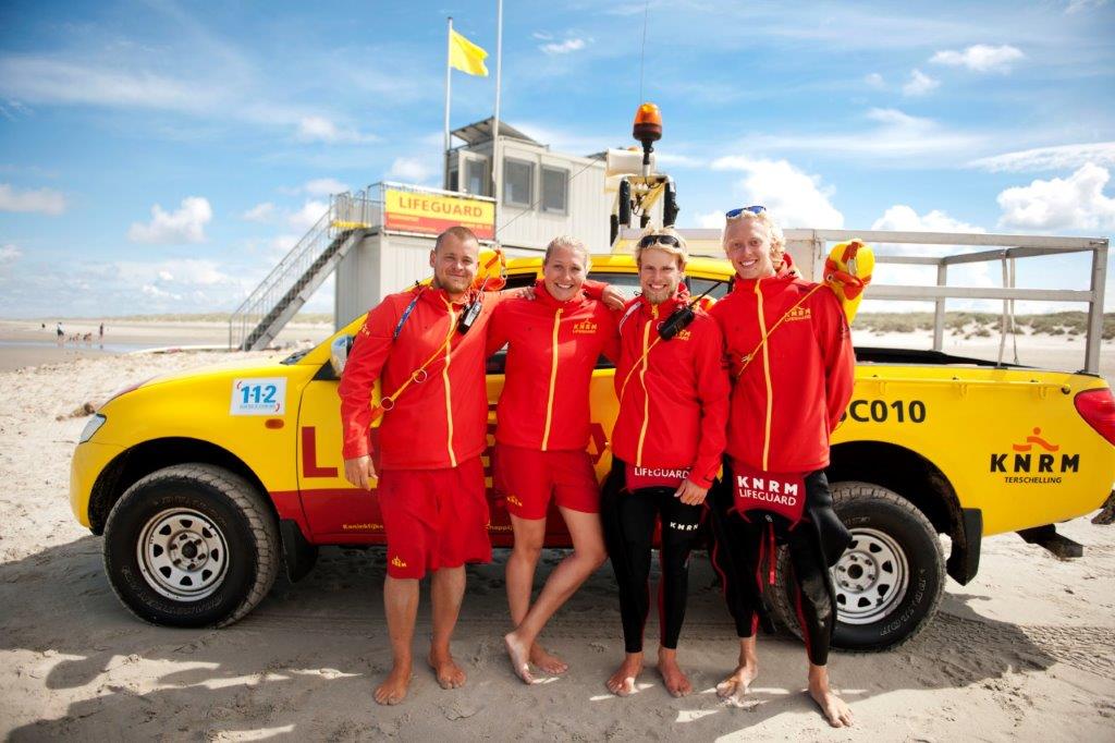 KNRMLifeguardsTerschellingfotoKNRMOlafKraak98