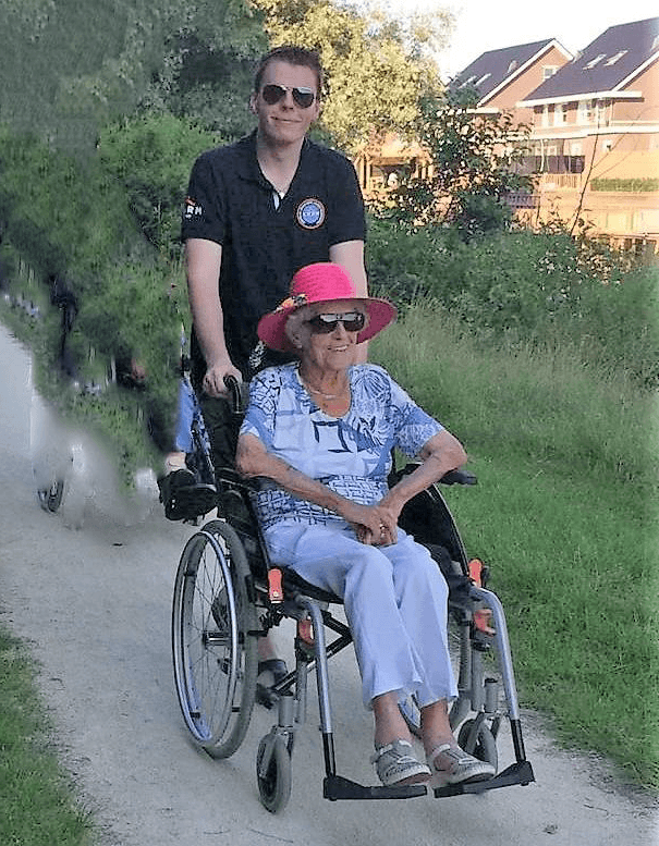 20190723KNRMAndijkwandelenmetouderen