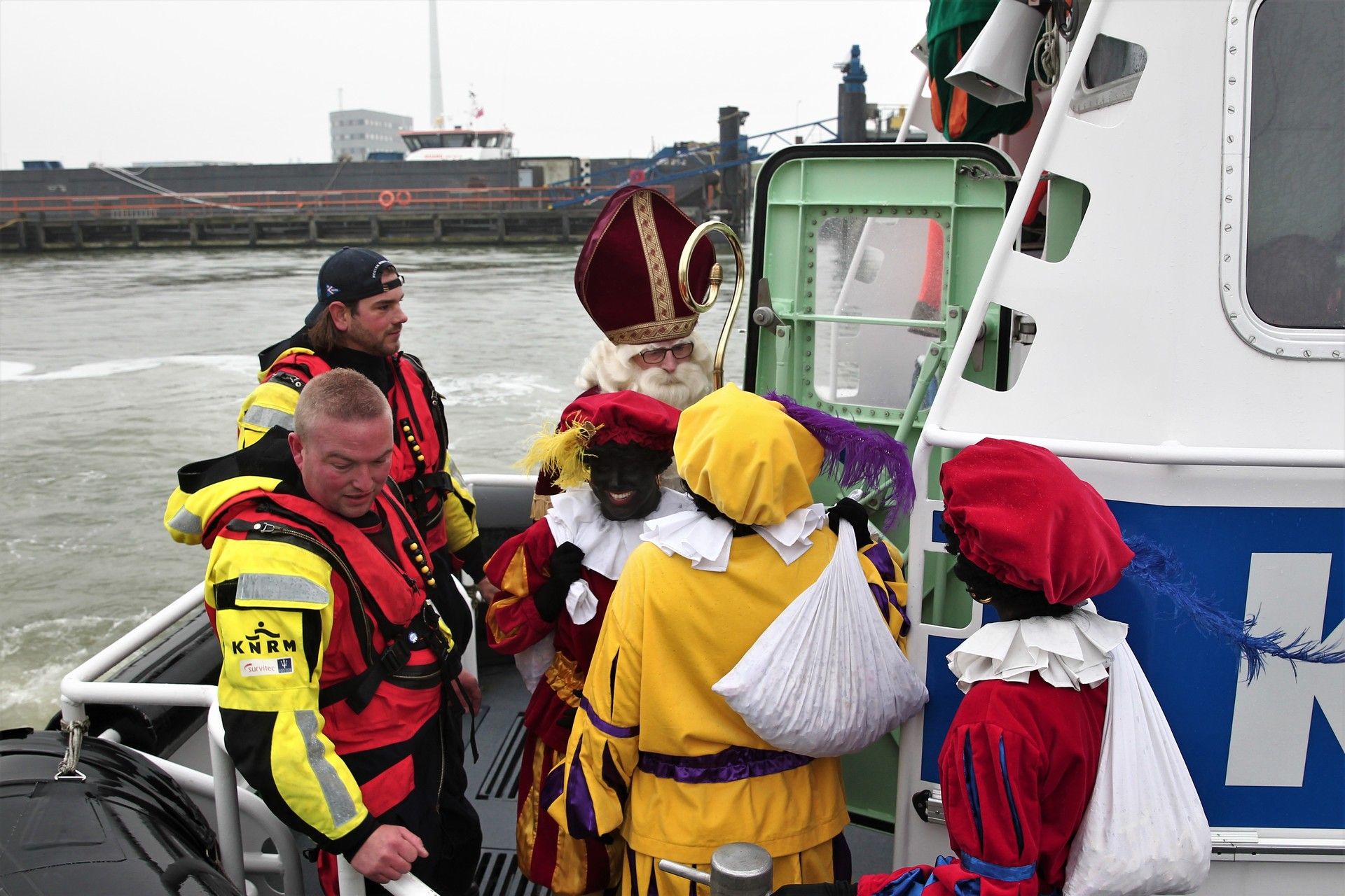 16november2019SinterklaasKNRMEHVFotoPetervanderLaan0362