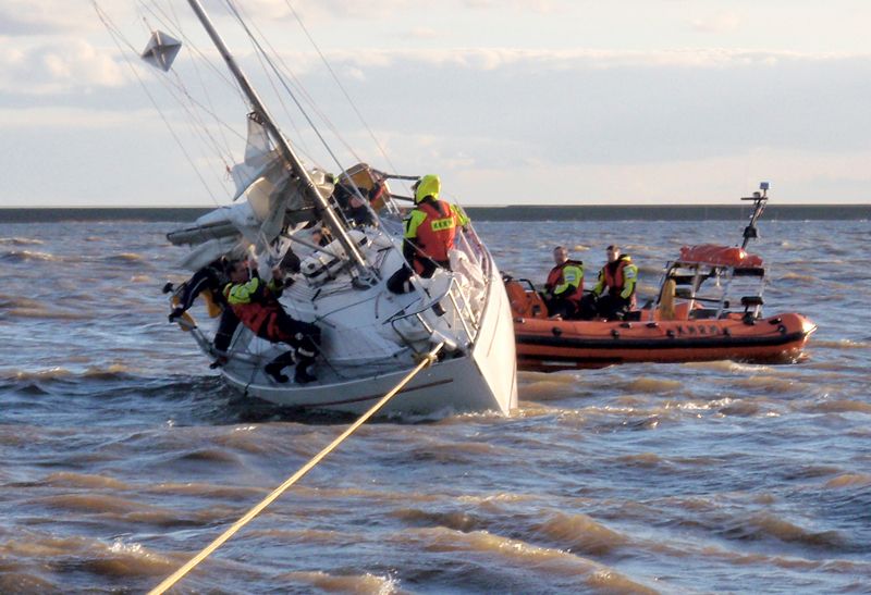 KNRMHelptappupdatewatersportassistentienoodgevalnieuwsbericht