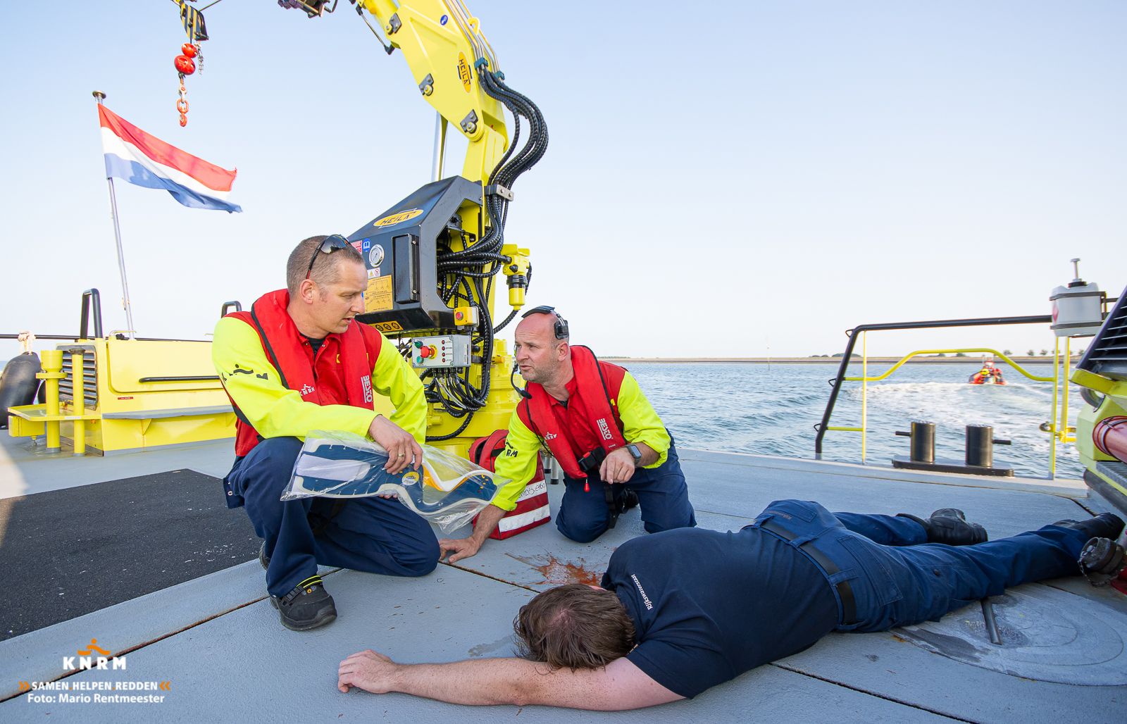 KNRM_HAN_2272021_OefeningmetRWS75enMistral_MarioRentmeester9