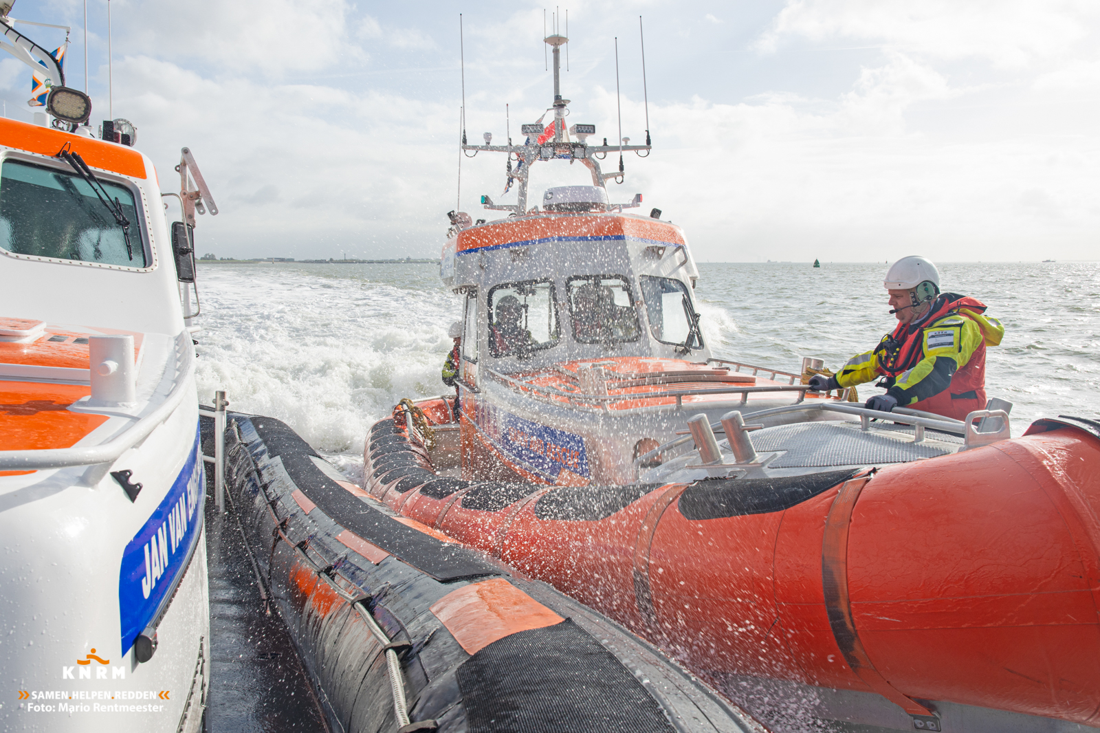 KNRM_Hansweert_ReddingbootRietenJanvanWijk_FotoMariorentmeester.nl_online25