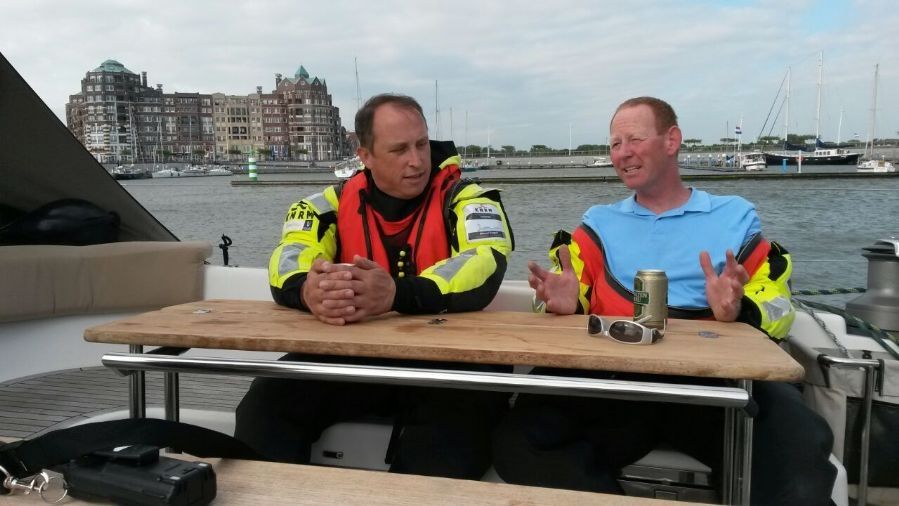 65-voets-zeiljacht-in-veilige-haven-gebracht-4