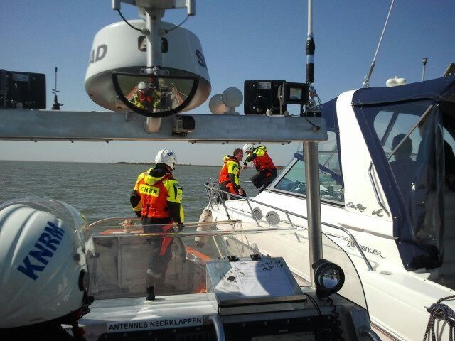 boot-uit-winterstalling-komt-net-de-haven-uit-2