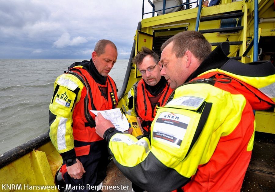 brand-aan-boord-aanvaring-inzet-knrm-en-mirg-eu-1