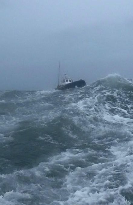 catamaran-intermezzo-in-problemen-boven-terschelling-4