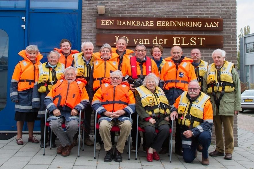 glunderende-gezichten-van-trouwe-donateurs-5