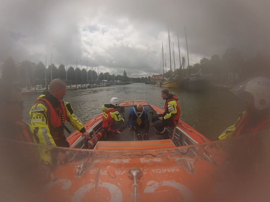 inzet-voor-twee-omgeslagen-vaartuigen-2