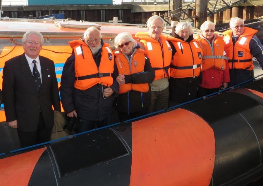 knrm-eert-haar-trouwste-donateurs-6