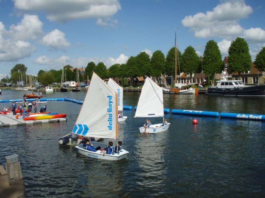 knrm-medemblik-aanwezig-bij-delta-lloyd-regatta-en-medemblik-nautiek-2