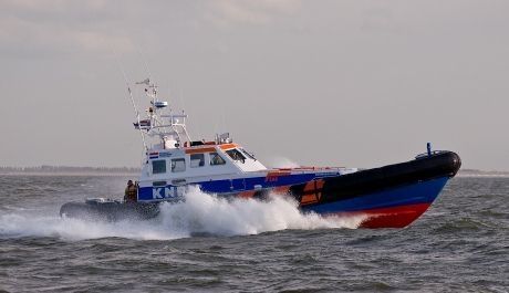 opblaasband-drijft-af-1