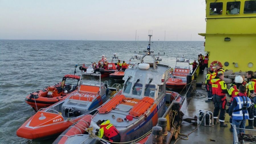 sarex-oefening-op-markermeer-1