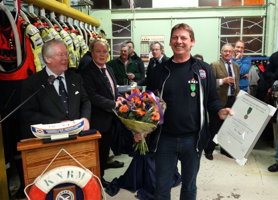 wim-plugge-onderscheiden-tijdens-nieuwjaarsreceptie-1