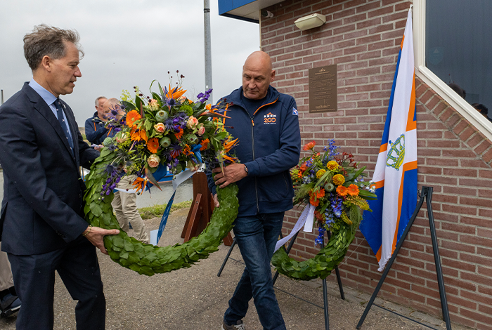KNRM directeur Jacob Tas en schipper Eric Rodenhuis van KNRM Stellendam