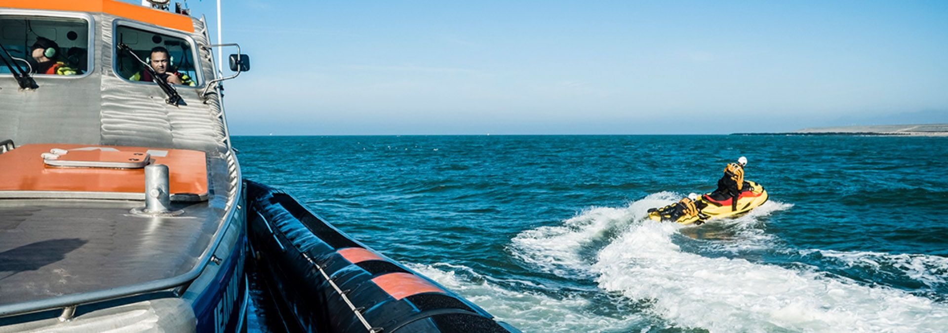 Op oefening bij... - KNRM Hoek van Holland