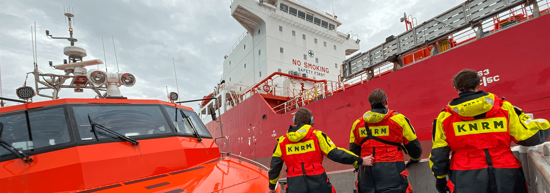 Scheepsarts aan wal