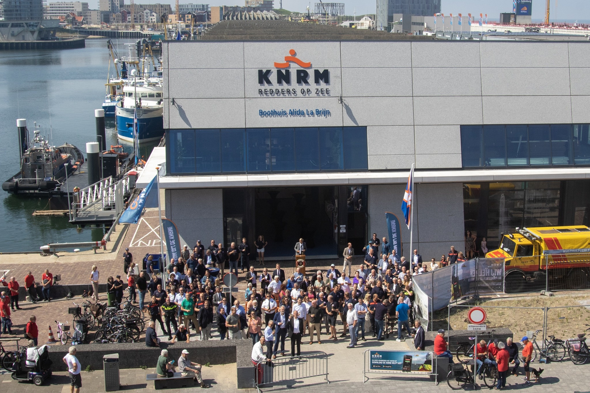 Boothuis van KNRM reddingstation Scheveningen